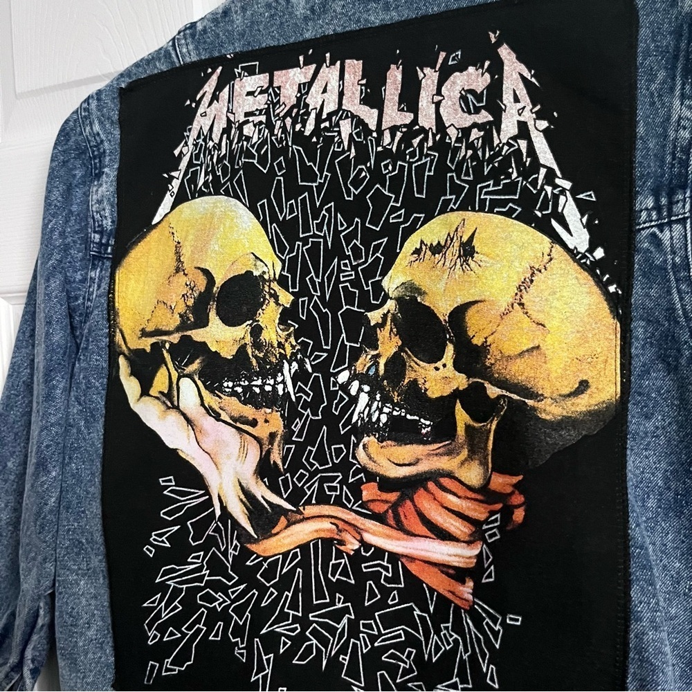 Unique Metallica jeans jacket Small Women upcycled denim metal music upcycled - Picture 3 of 5